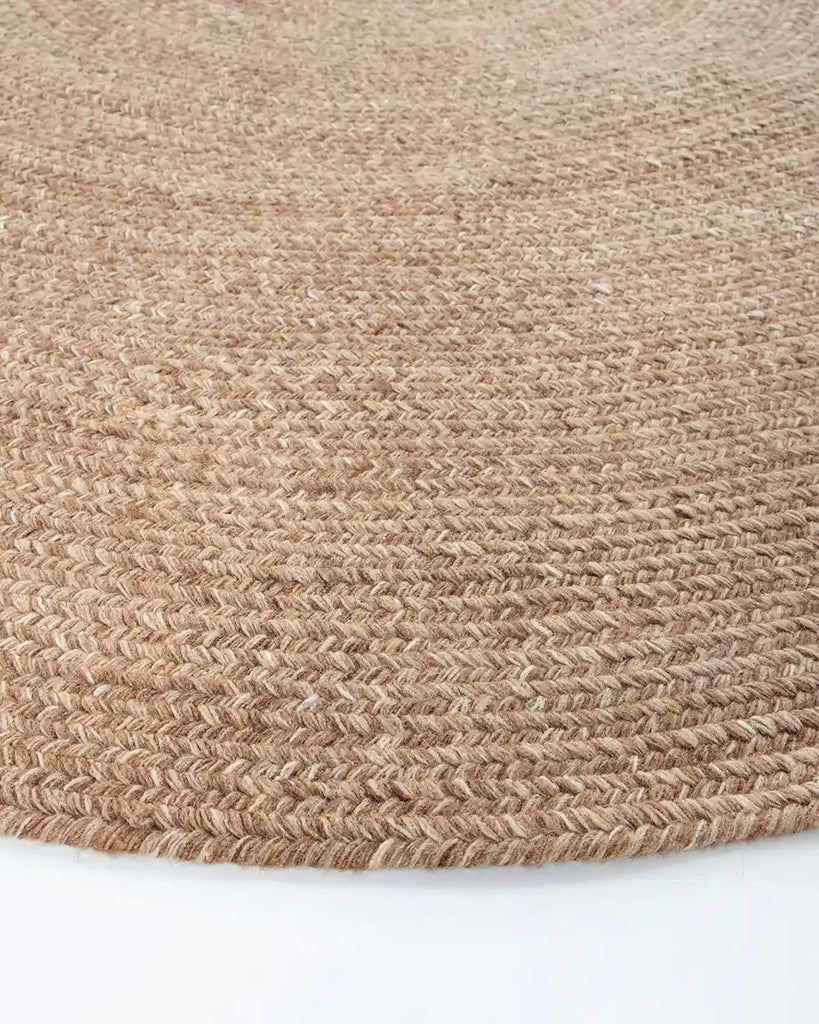 A detailed view of the corner of Baya NZ's outdoor rug, made from PET fibres. 